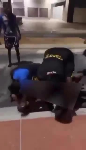 A youth gets curb stomped by a rival in Alice Springs Australia crazy