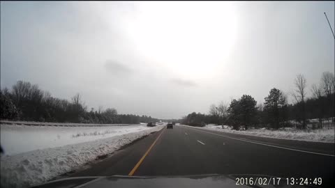 vehicles in the ditch after snowstorm