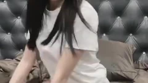 Sexy girl dancing tiktok Hot