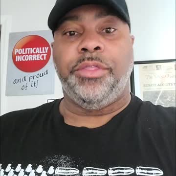 Peaceful Truckers get removed but violent black LIES matter trash get keys to city. Black privilege?