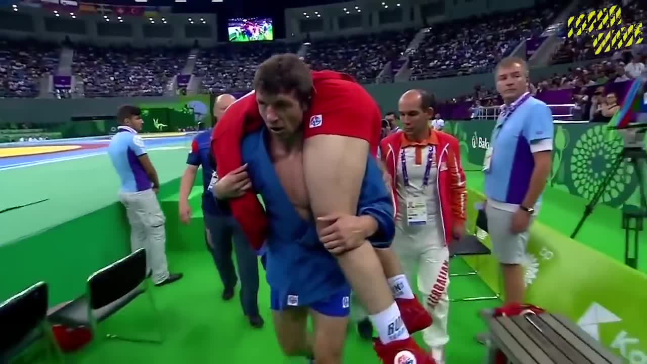 20 BEAUTIFUL MOMENTS OF RESPECT IN SPORTS