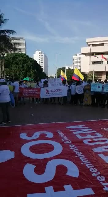 Con plantón, comerciantes de Cartagena rechazan horario del toque de queda