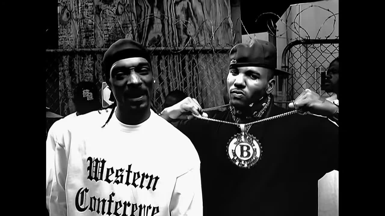 Snoop Dogg - Ups & Downs_Bang Out (Official Music Video)