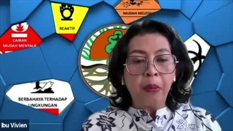 Kata Sambutan dan Pembukaan Webinar oleh ibu Vivien