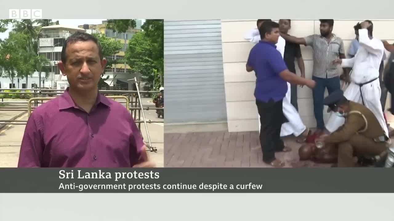 Arson attacks in Sri Lanka as protests over economic crisis continue