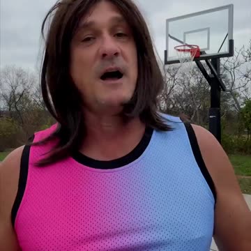 52 Year Old Mediocre Male Declares Himself Eligible For WNBA Draft 🏀