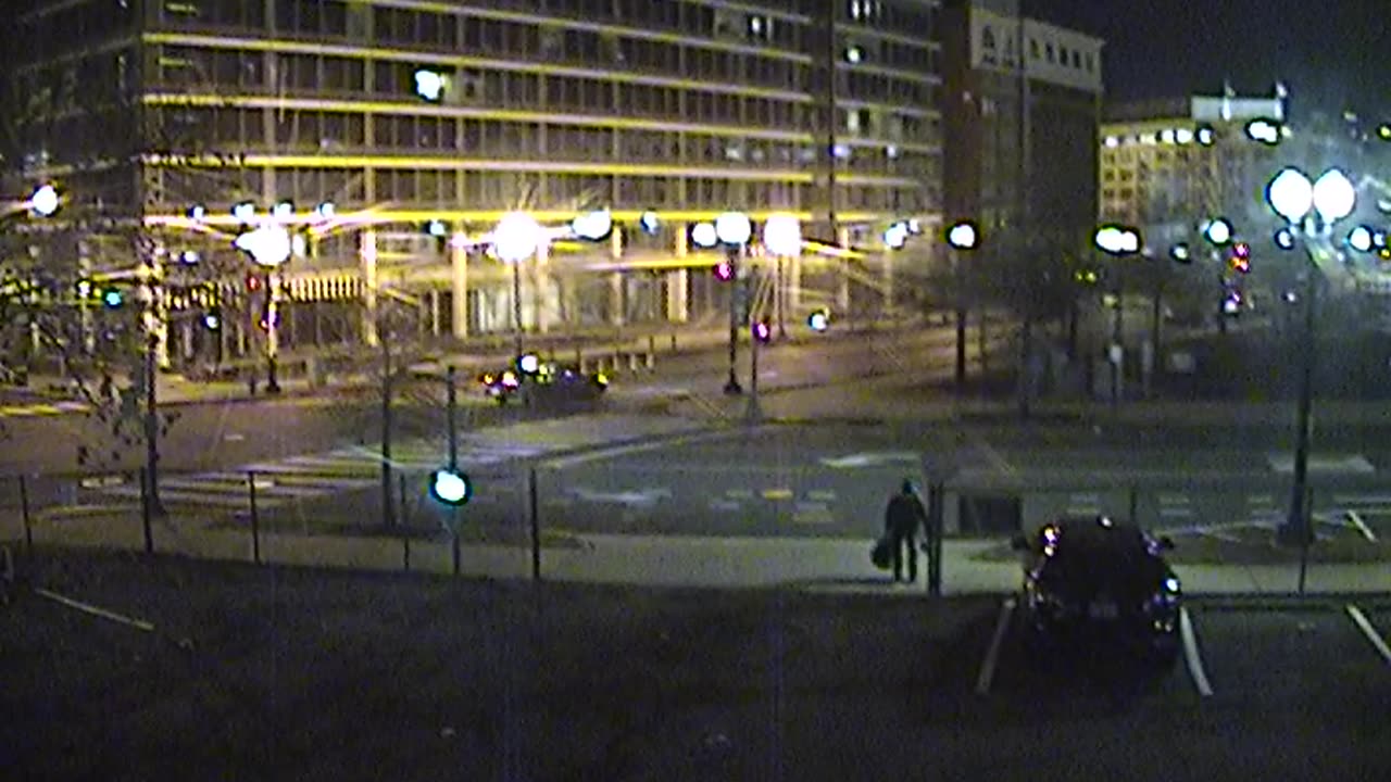 1901LOTS00Lot11SenateParking_2021-01-06_00h33min27s077ms.mp4