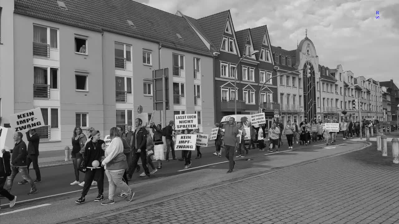 Demmin - Der heutige Demonstrtionszug mit den Trommlern startet 07-07-2022