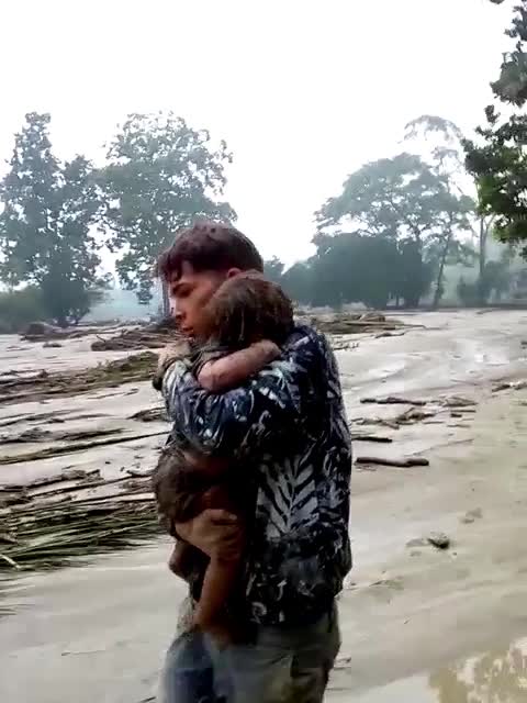 Video: rescatan con vida a un bebé en la tragedia de Piedecuesta