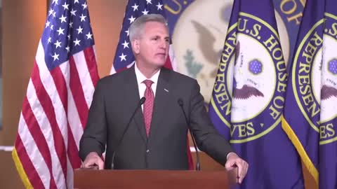 McCarthy Asked Point Blank If GOP Should Distance Themselves From Trump After Youngkin Win