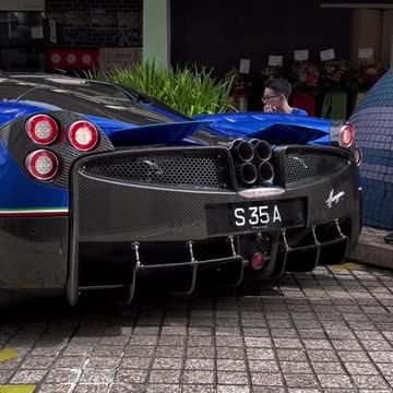 Ocean Pagani #car #cars #supercar #supercars #hypercar #pagani #huayra #ocean #sky #blue