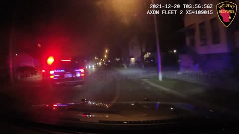 Dash Cam: Milwaukee Police Pursuit of Reckless Acura MDX