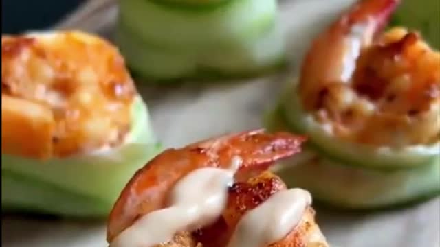 10 Mins Keto Shrimp Cucumber Sushi