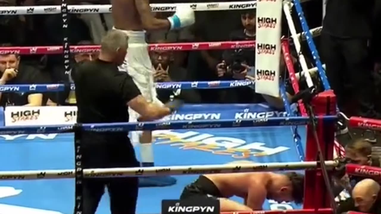 Blueface WINS a Real Boxing Match