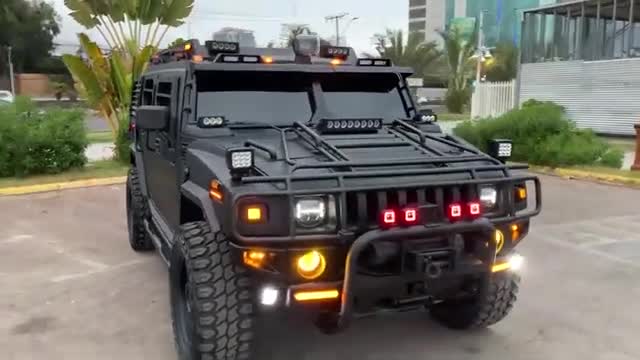 Black hummer h2 rock