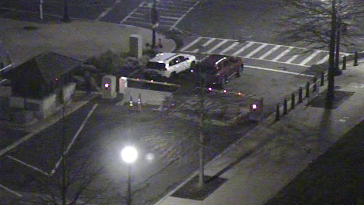 3109RHOBRFSouthwestRoofCourtyardTIMP_2021-01-06_05h13min10s097ms.mp4