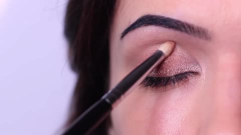 Beginners Eye Makeup Tutorial SUPER Easy Step By Step | How To Apply Eyeshadow