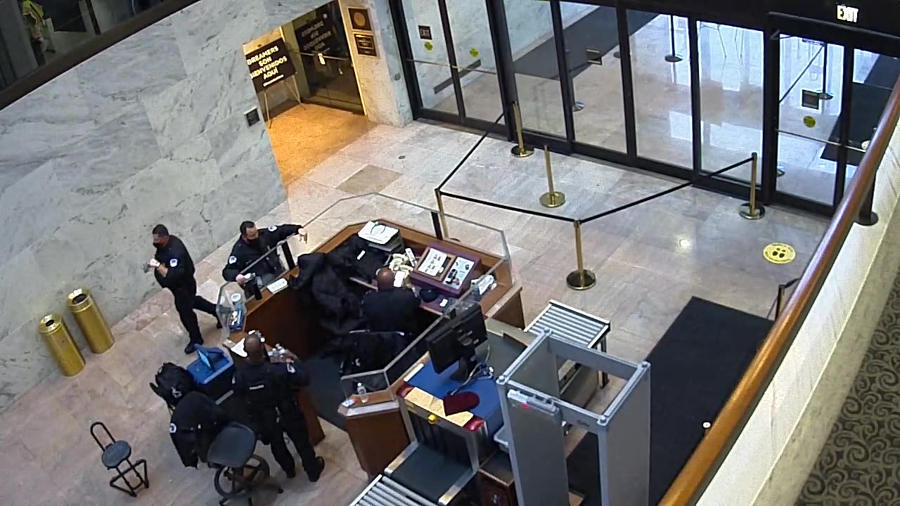 1451HSOB02ConAveDoor_2021-01-06_16h33min21s153ms.mp4