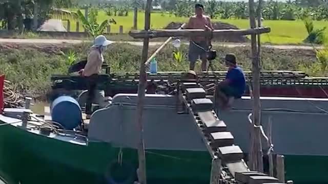Clay mining in Vietnam - Only in Vietnam