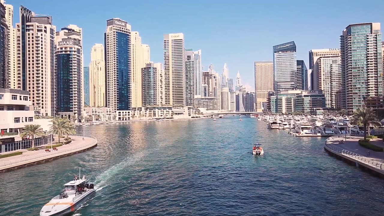 💰💰 In Dubai 💰💰