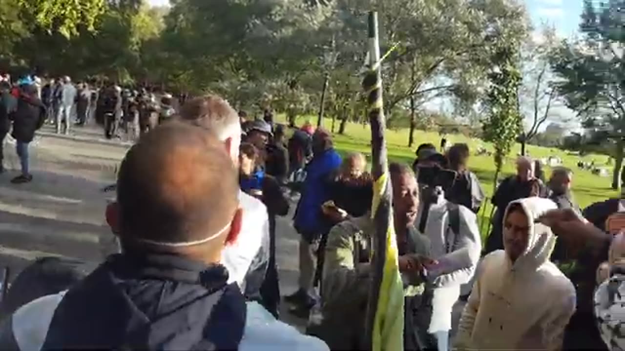 Speakers Corner - Crusaders Intimidated By Masks 🎭