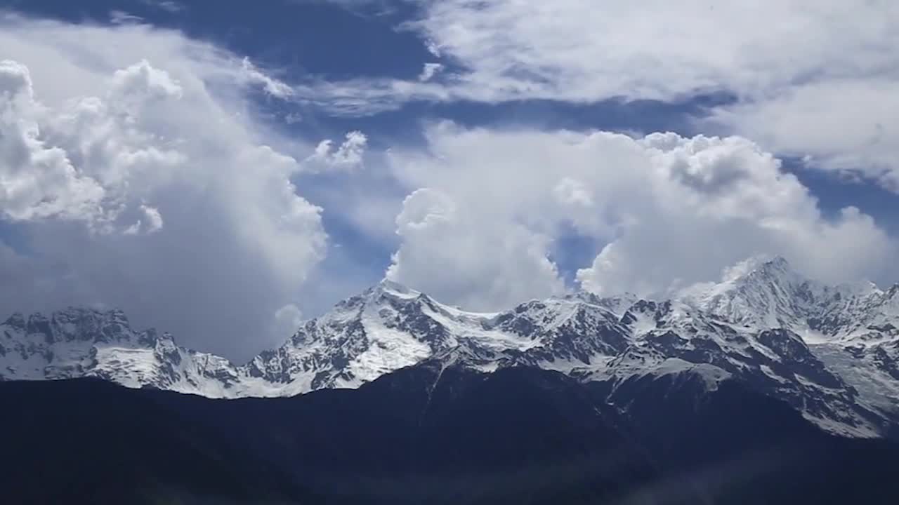 cloud on snow mountain