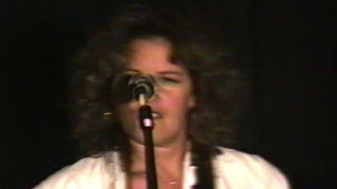 LENORE LIVE AT THE DUNGEON