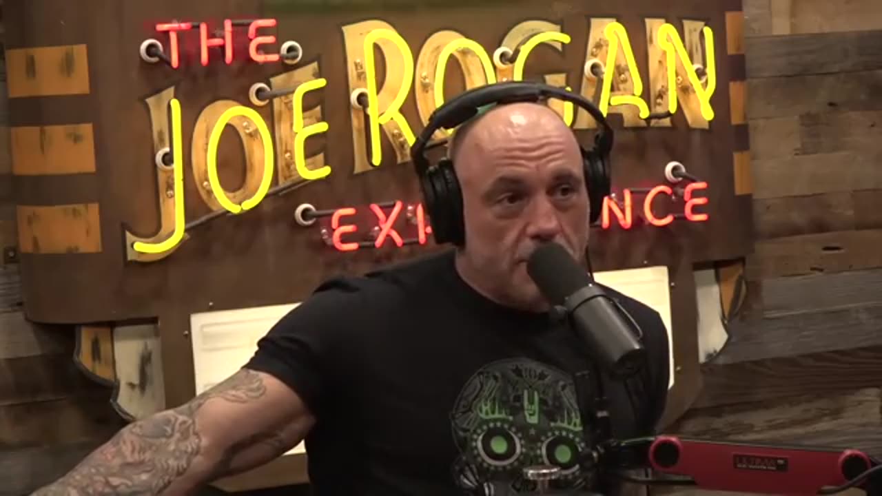 Joe Rogan Experience - #2174 Annie Jacobsen