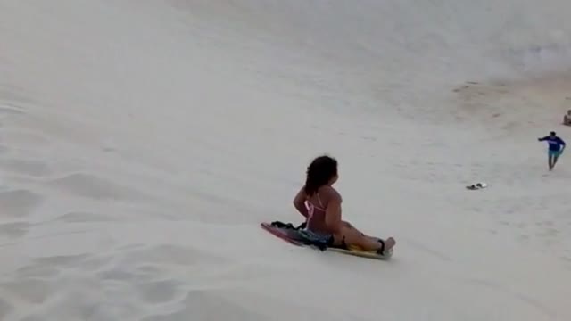 Lara Liz beautiful child, cute, cheerful, beach, Joaquina dunes, Florianopolis