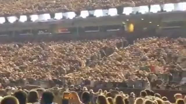 LOVE THAT BIG, BEAUTIFUL TEXAS A&M MIDNIGHT YELL!!! 🥳🥳🥳