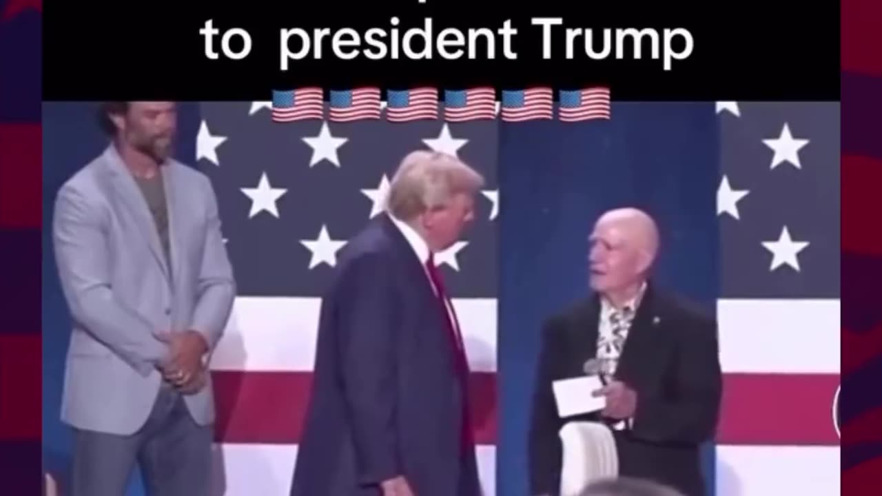 United States Marine Vietnam Vet Gives his Purple Heart Tp President Trump