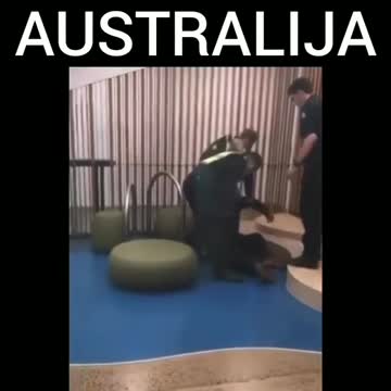 🇦🇺オーストラリア警察による子ども没収