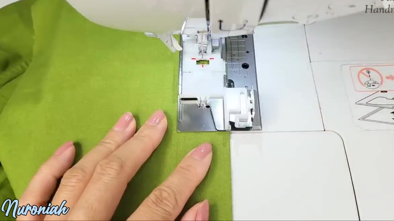 All Tips to use 4 Sewing Foots that you should save - Sewing Tips and Tricks