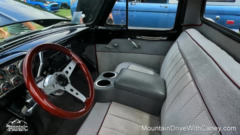 1954 Ford F100 Pickup Truck