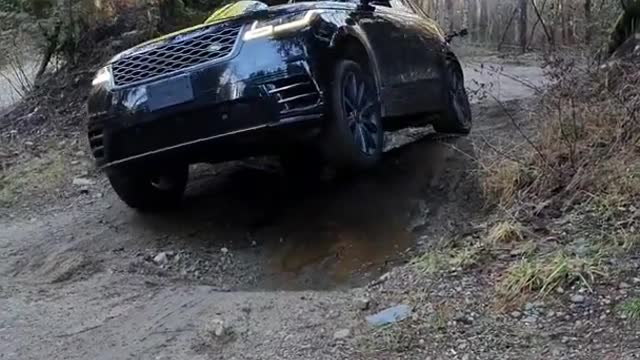 Range Rover Velar Extreme Off Road