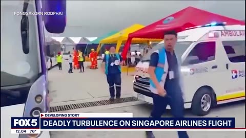 Severe turbulence rocks Singapore Airlines flight; 1 killed Live NOW Fox