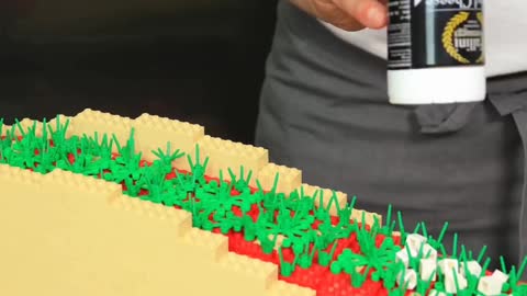 LEGO stop-motion cuisine