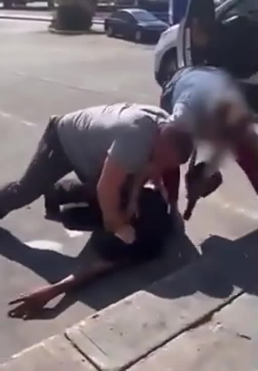 Kansas City MO: Fire Fighter Attempts To Stop Felon... Gets Shot by Rabid Dog