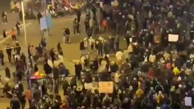 Manifestacion MULTITUDINARIA en SOL Madrid contra la dictadura COVID #yolose