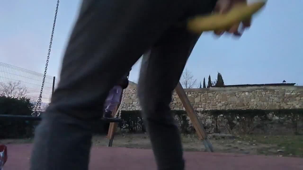 2023-01-12 (6) - Banane propulsée - Twitch Triskelina (clip)