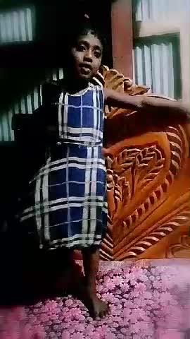 Baby funny dance front mom