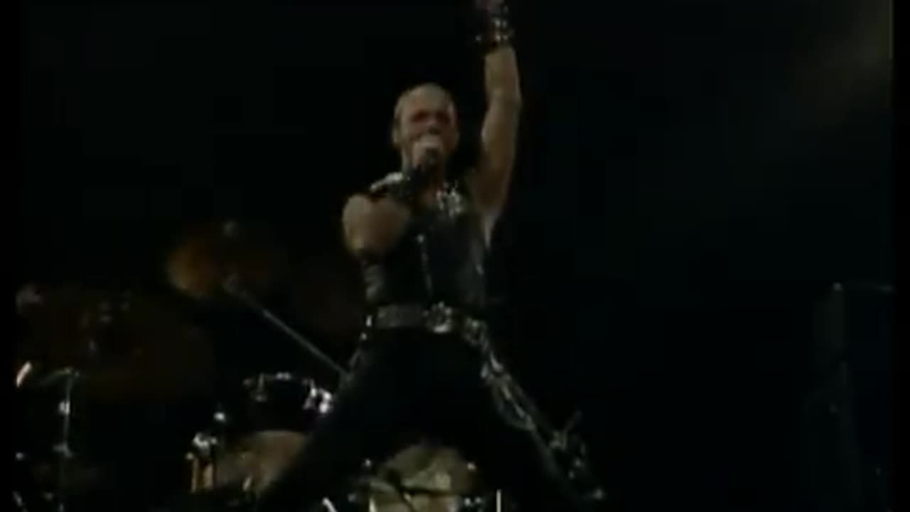 Judas Priest - Riding on the Wind