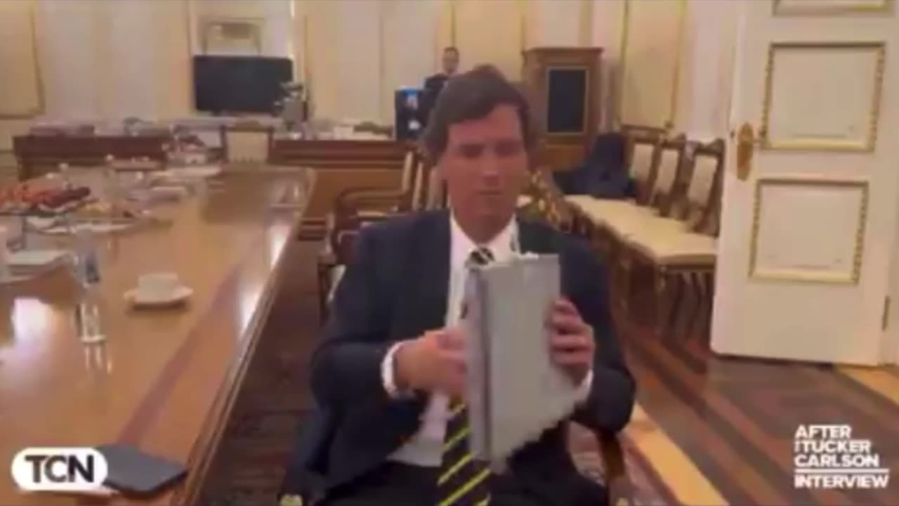 Putin Gave Tucker a Secret Folder :)