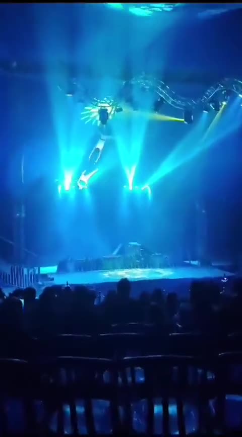 Casal de trapezistas cai de quatro metros e sofre ferimentos em SC