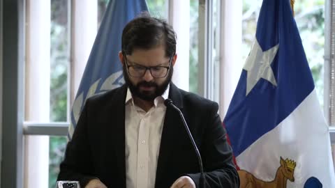 Gabriel Boric lanza un proceso de diálogo nacional en busca de nuevo contrato social