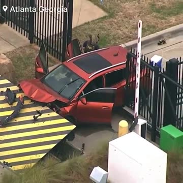 BREAKING: A Male suspect has Rammed his Vehicle into FBI front Security Gate at Atlanta Headquarters