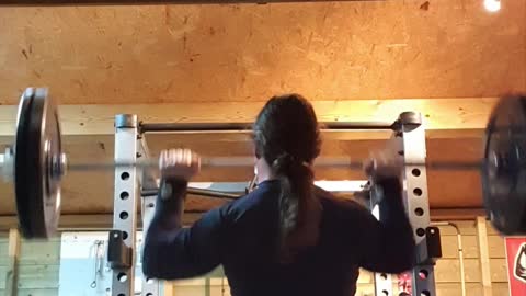 COME ON, MAAAN! 55 KGs x7 Overhead Press