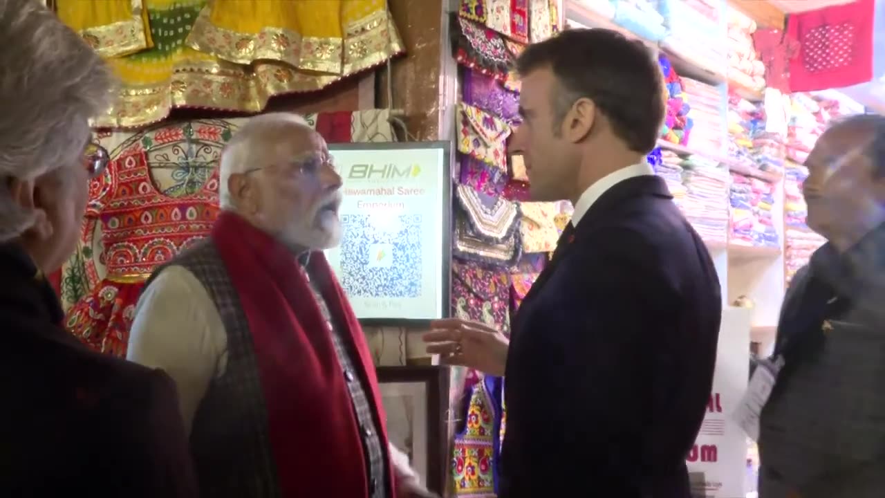 PM Modi and President Macron visit the iconic Hawa Mahal in Jaipur, Rajasthan