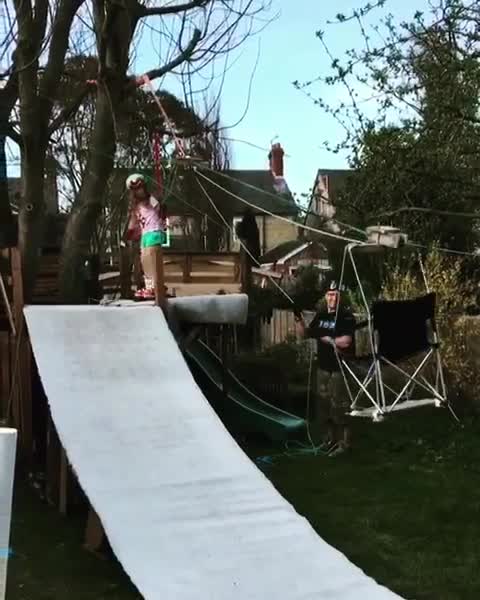 Family builds backyard ski resort during Covid lockdown