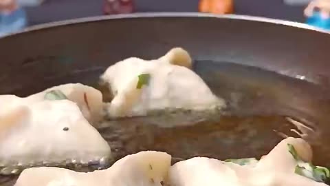 Potato suji samosa